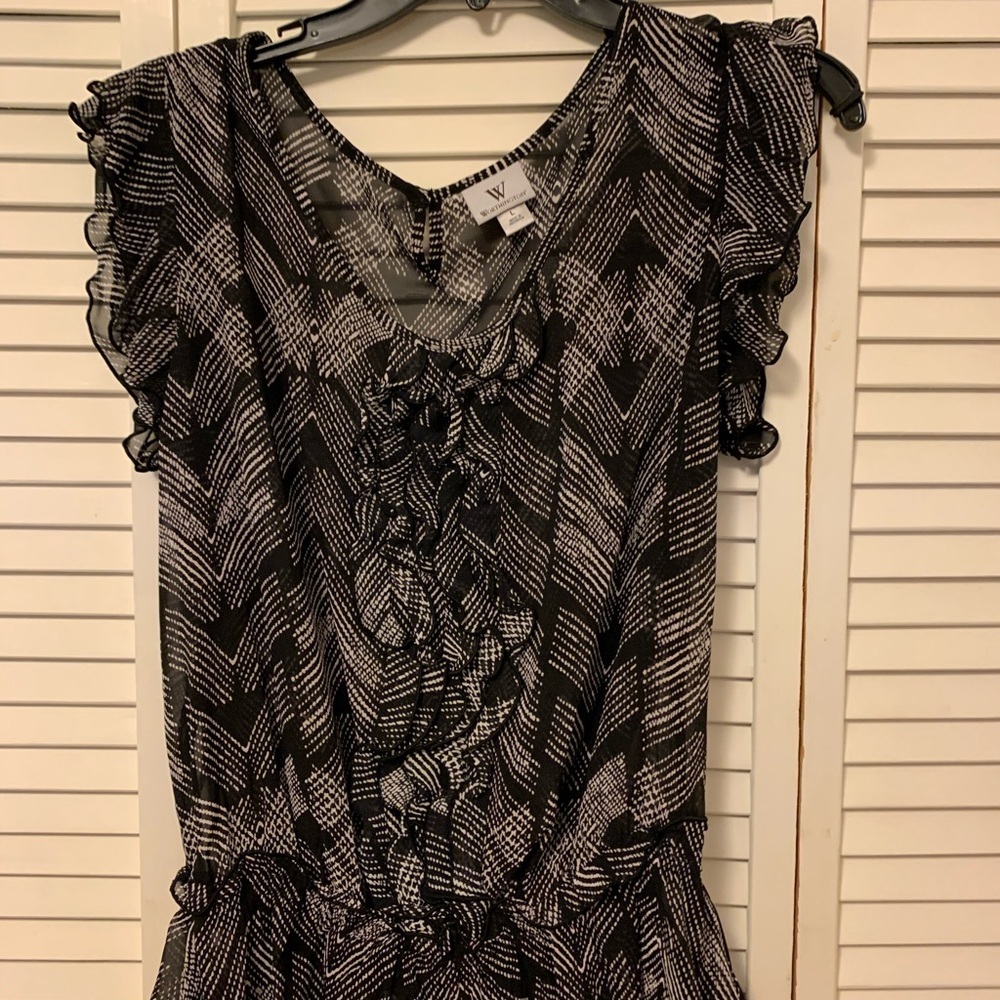 Nice ruffle sleeves Top